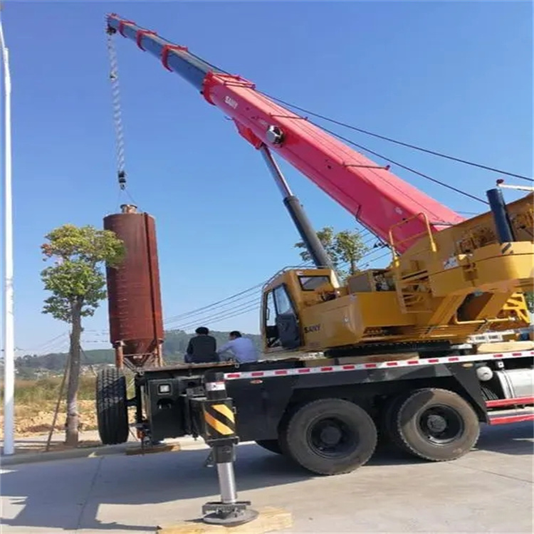 九江专业吊车租赁多少钱